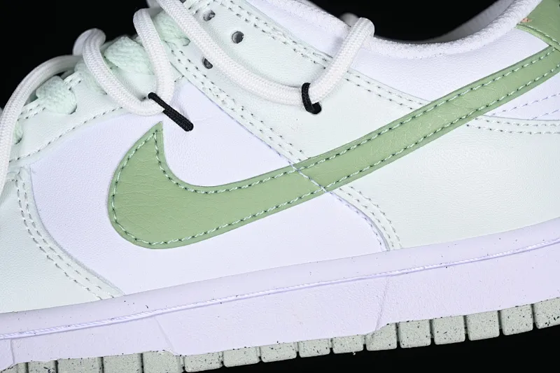 All categories Nk SB Dunk series Nk SB Dunk Low low-top sneakers J version Nk Dunk Low "White Mint" light green strap deconstruction SB smashed backboard fashion casual sneakers DN1431-102